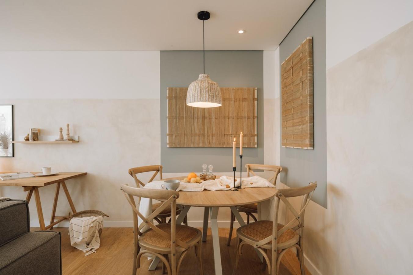 Apartamento Minturno - 2 Bedrooms And Balcony In Alvalade